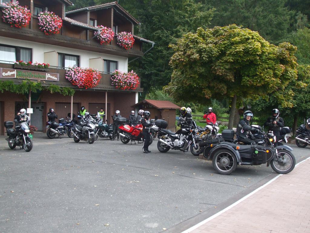 Landgasthof Waldfrieden Hostal Wildensee Exterior foto